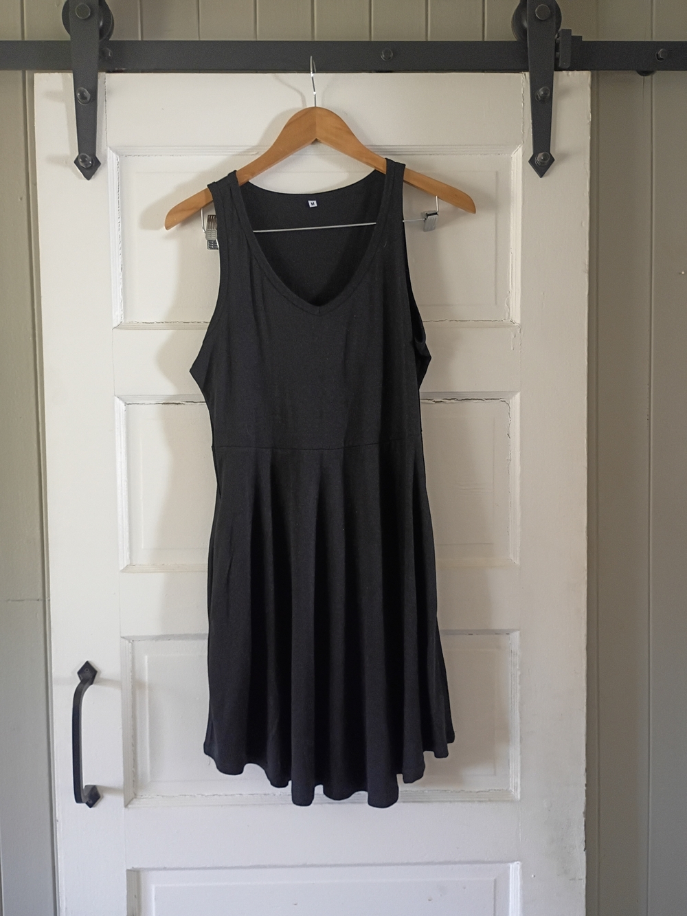 Classic Black V-Neck Sleeveless Mini Dress